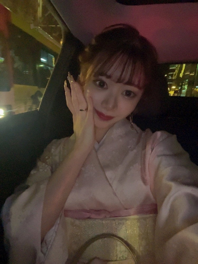 白崎 ゆあ