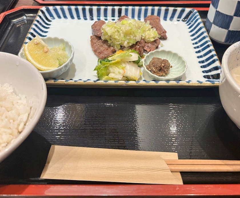 もも