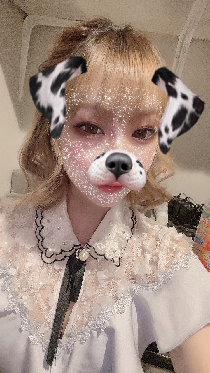 小川 真央
