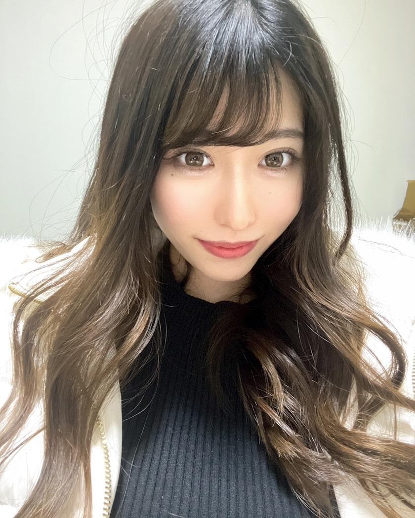 天乃 りさ