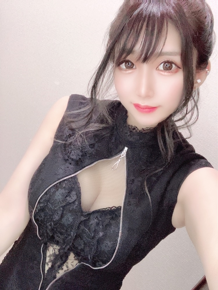 雛咲 のあ