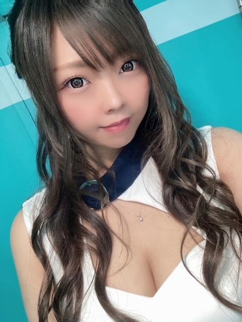 夏樹 あや