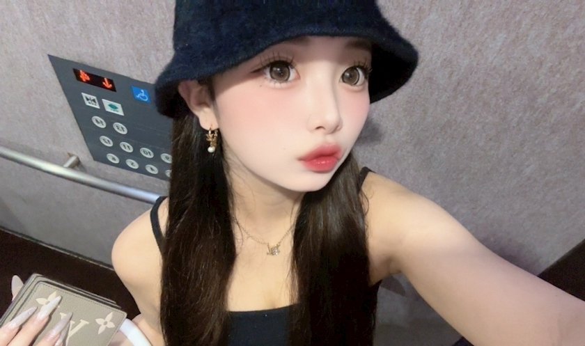 妃翠 まほ