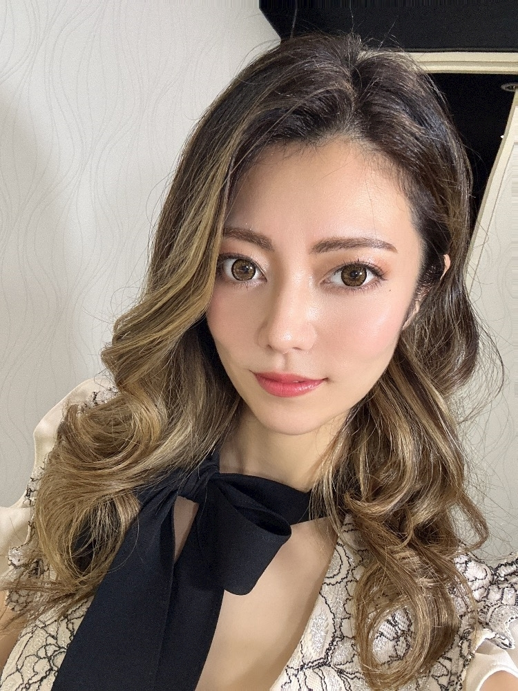 綾瀬 彩