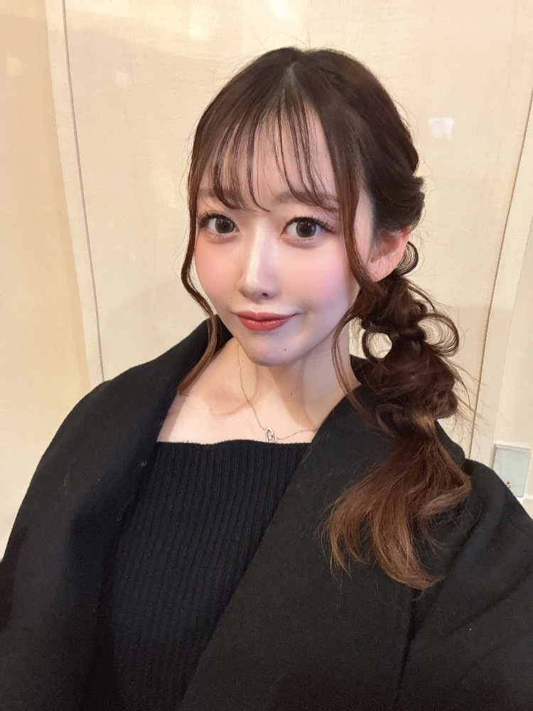 乙川 ゆあ