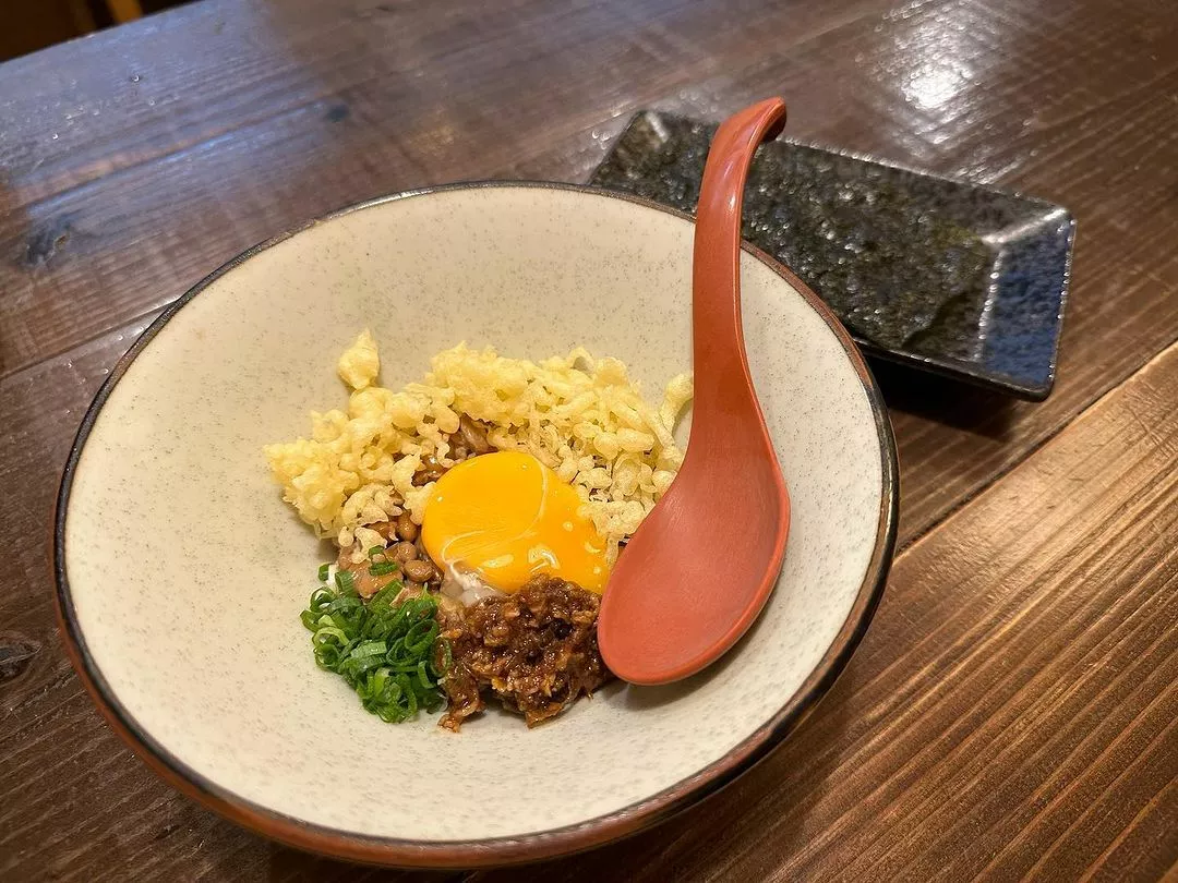 麻貴