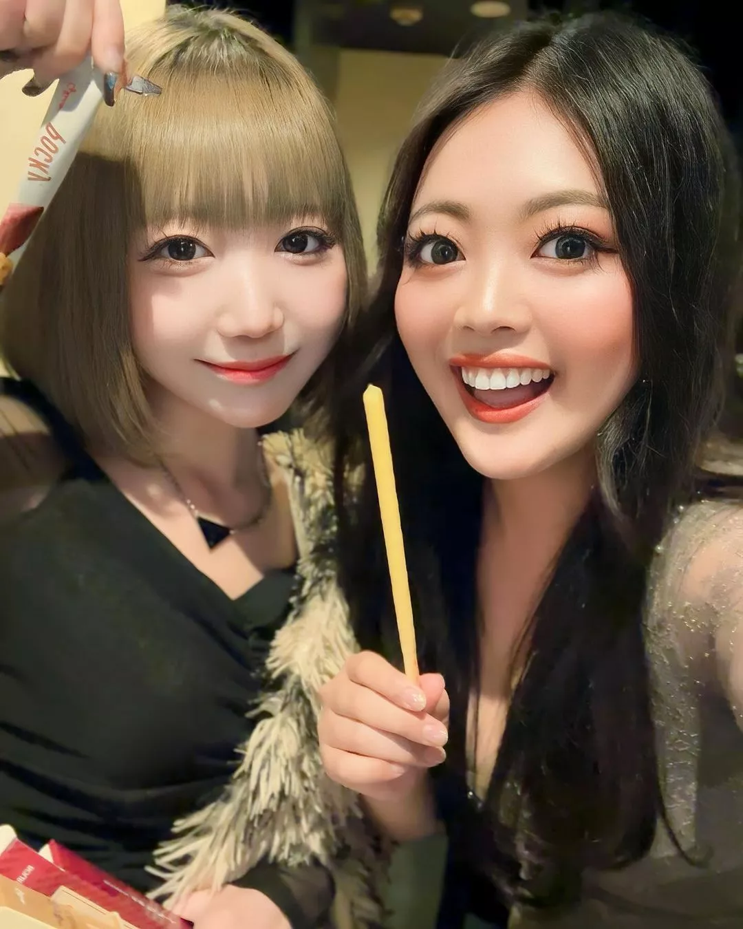 とも