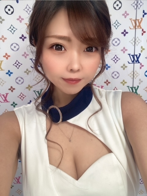 夏樹 あや