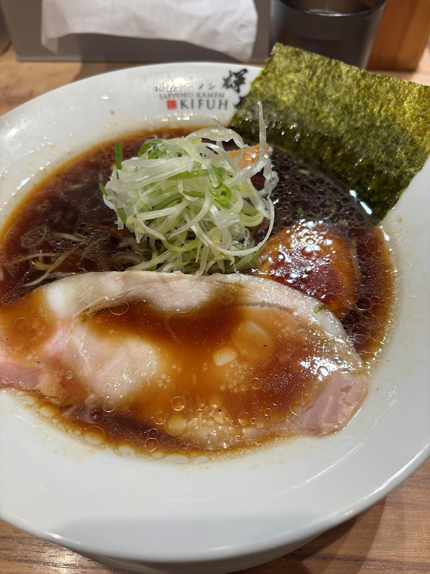 天乃 りさ