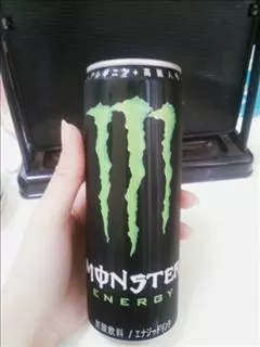 愛羽 仁美