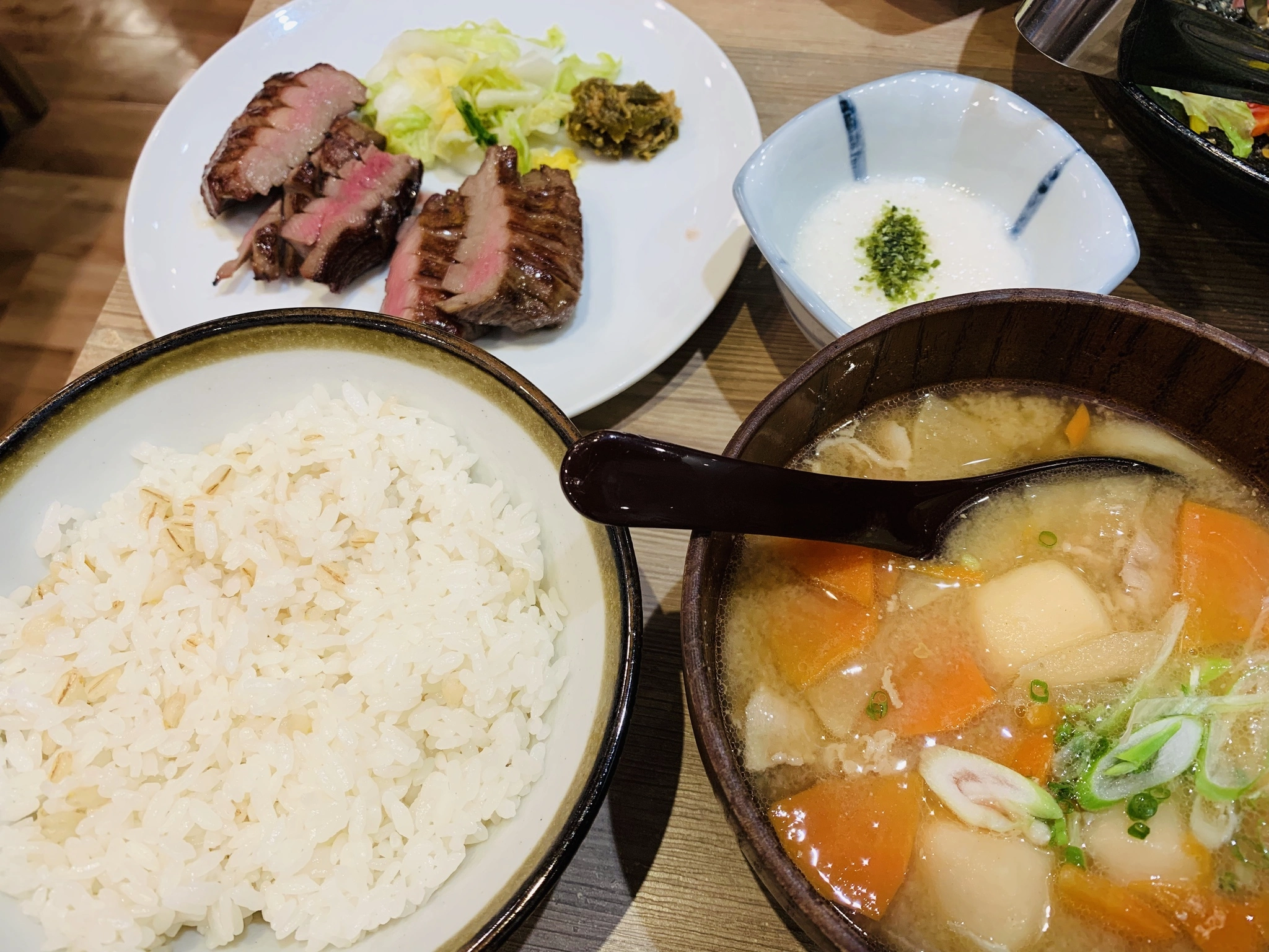 しの