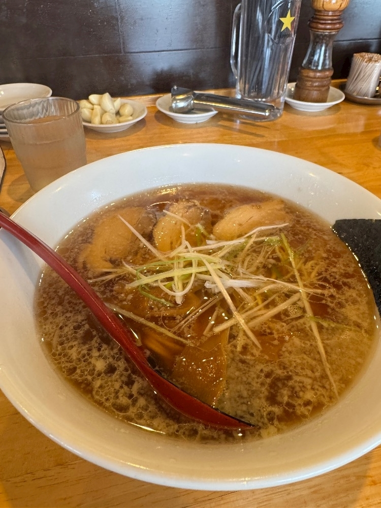美月 ひな