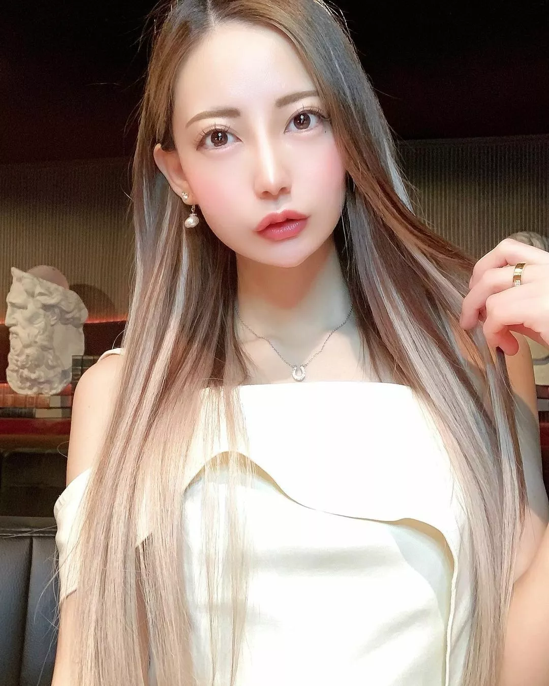 真野 ゆりあ