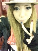 美月 愛依