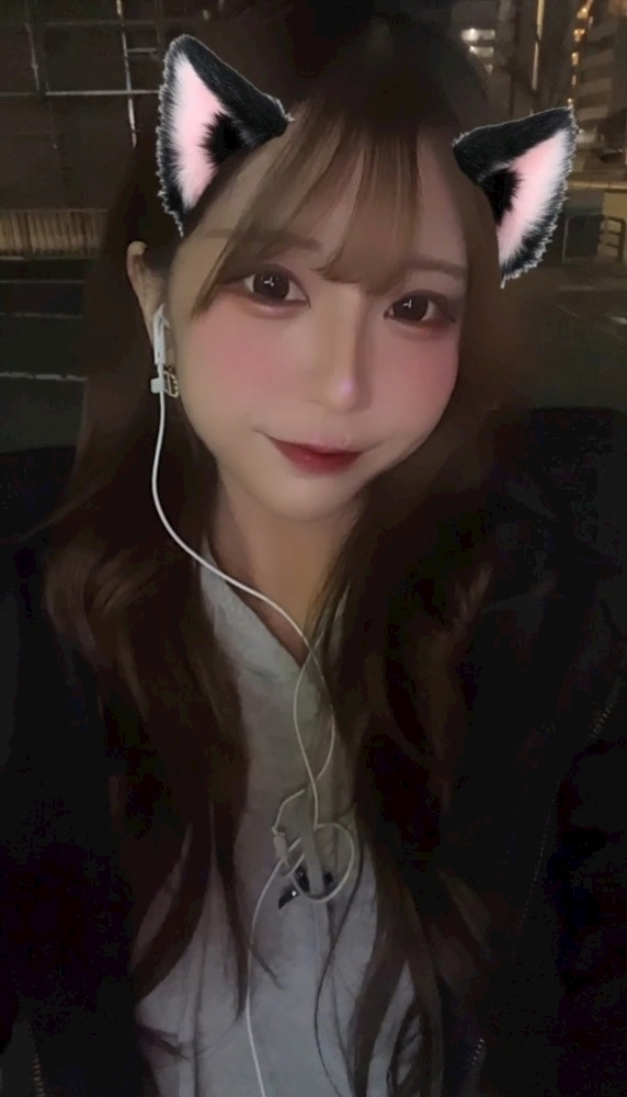 姫崎 りな