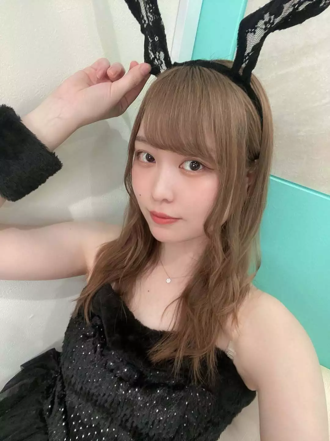 にこ