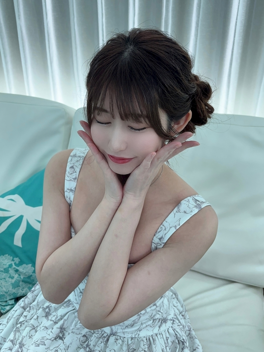 天乃 りさ