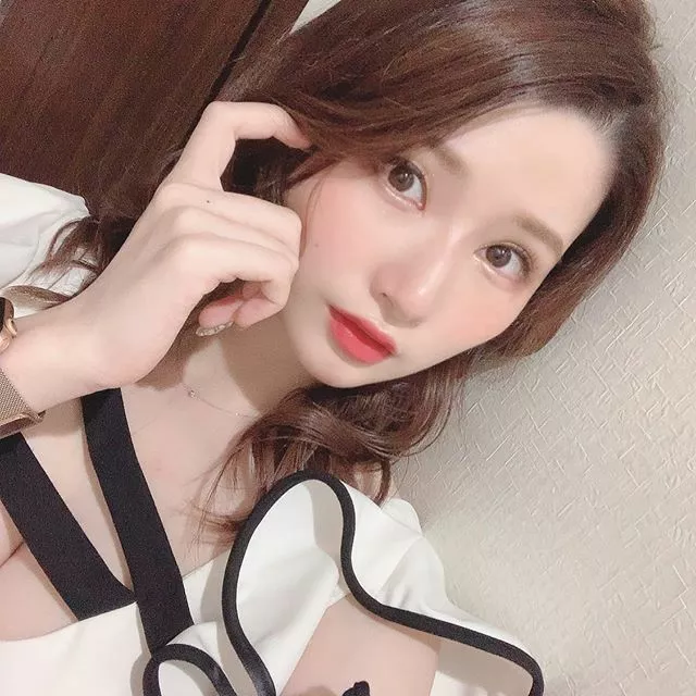 足立 はな