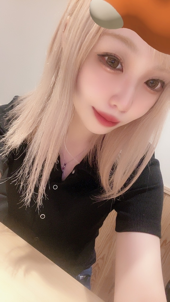 小川 真央