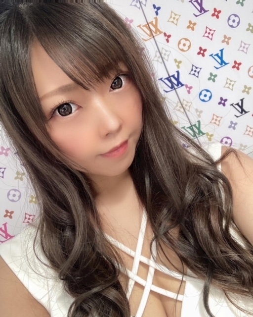 夏樹 あや