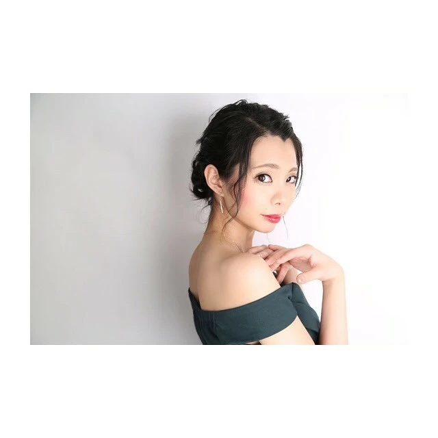 楪  萌
