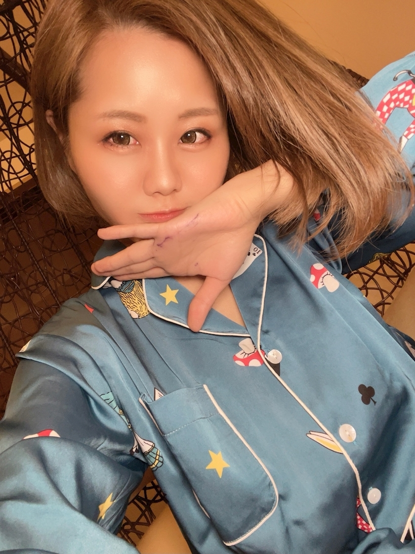 一条 彩由