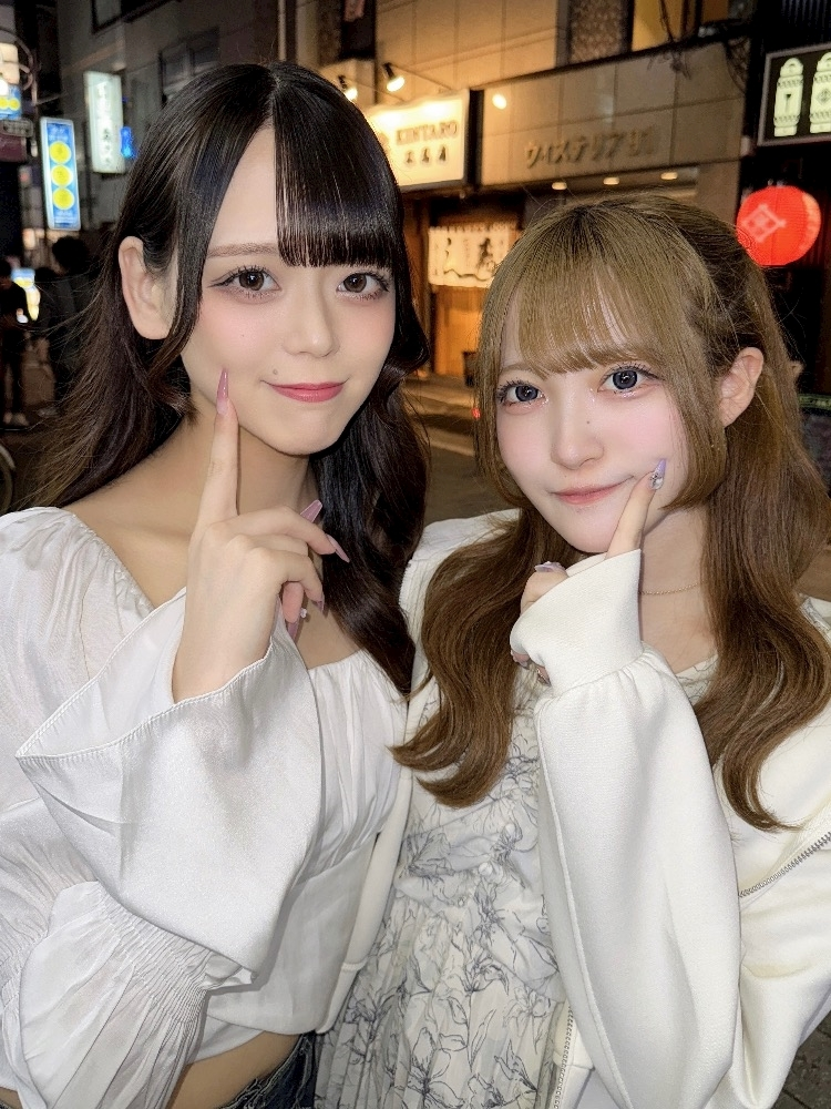 ティラノまな