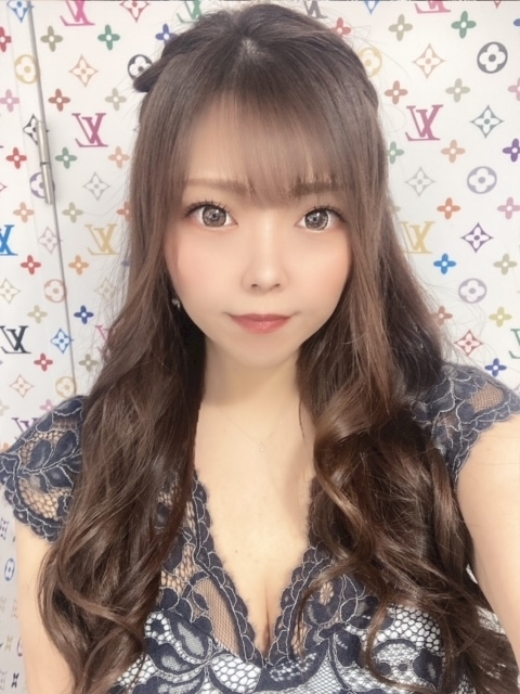 夏樹 あや
