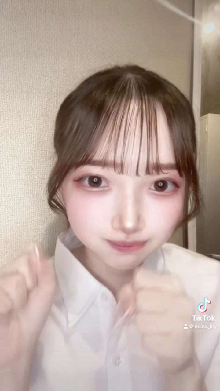 みいな