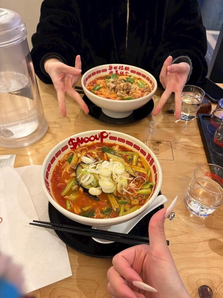 ふりふり ふりる