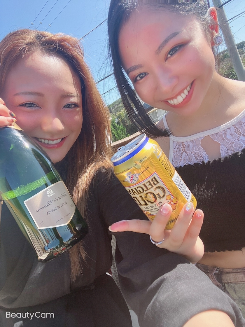 愛羽 仁美