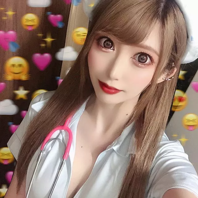 水城 りあ