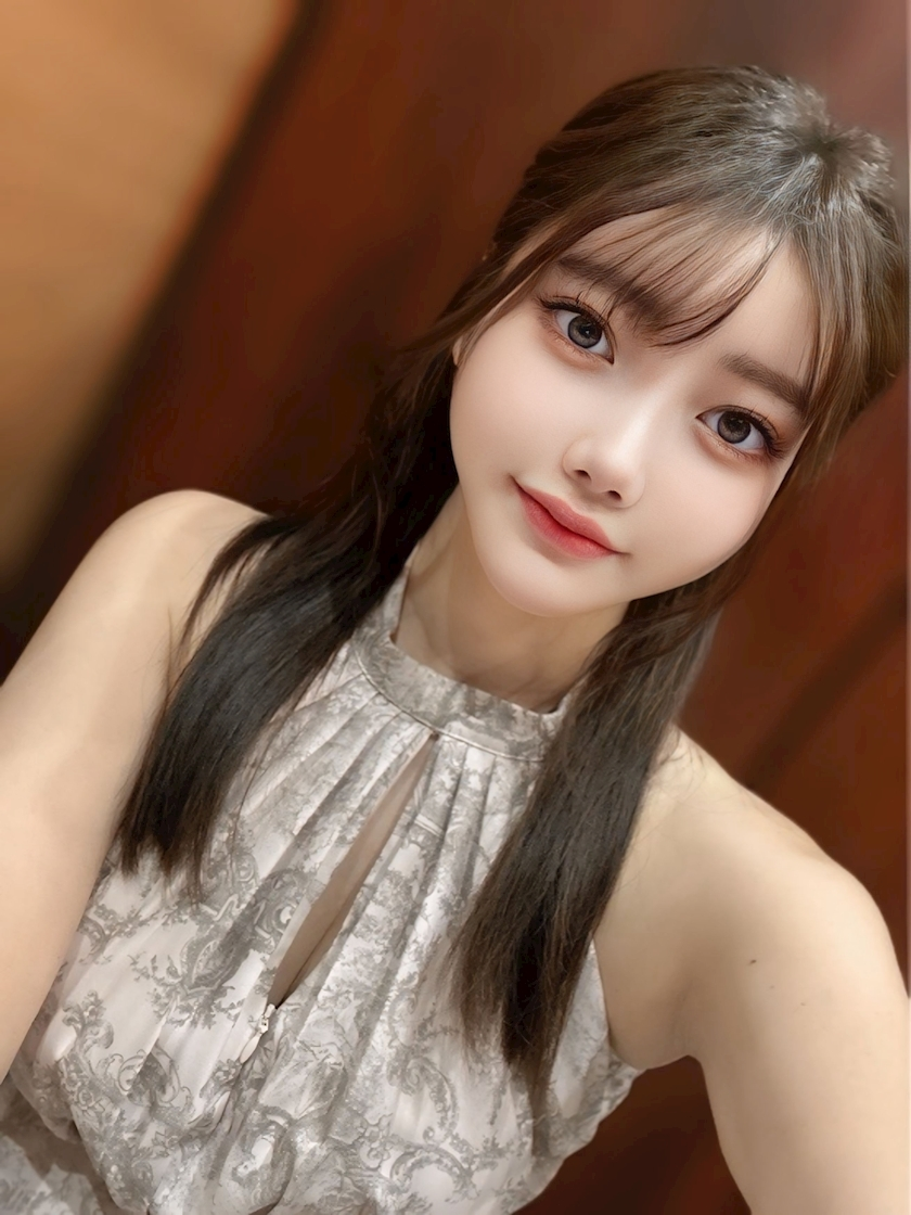 妃 えりな