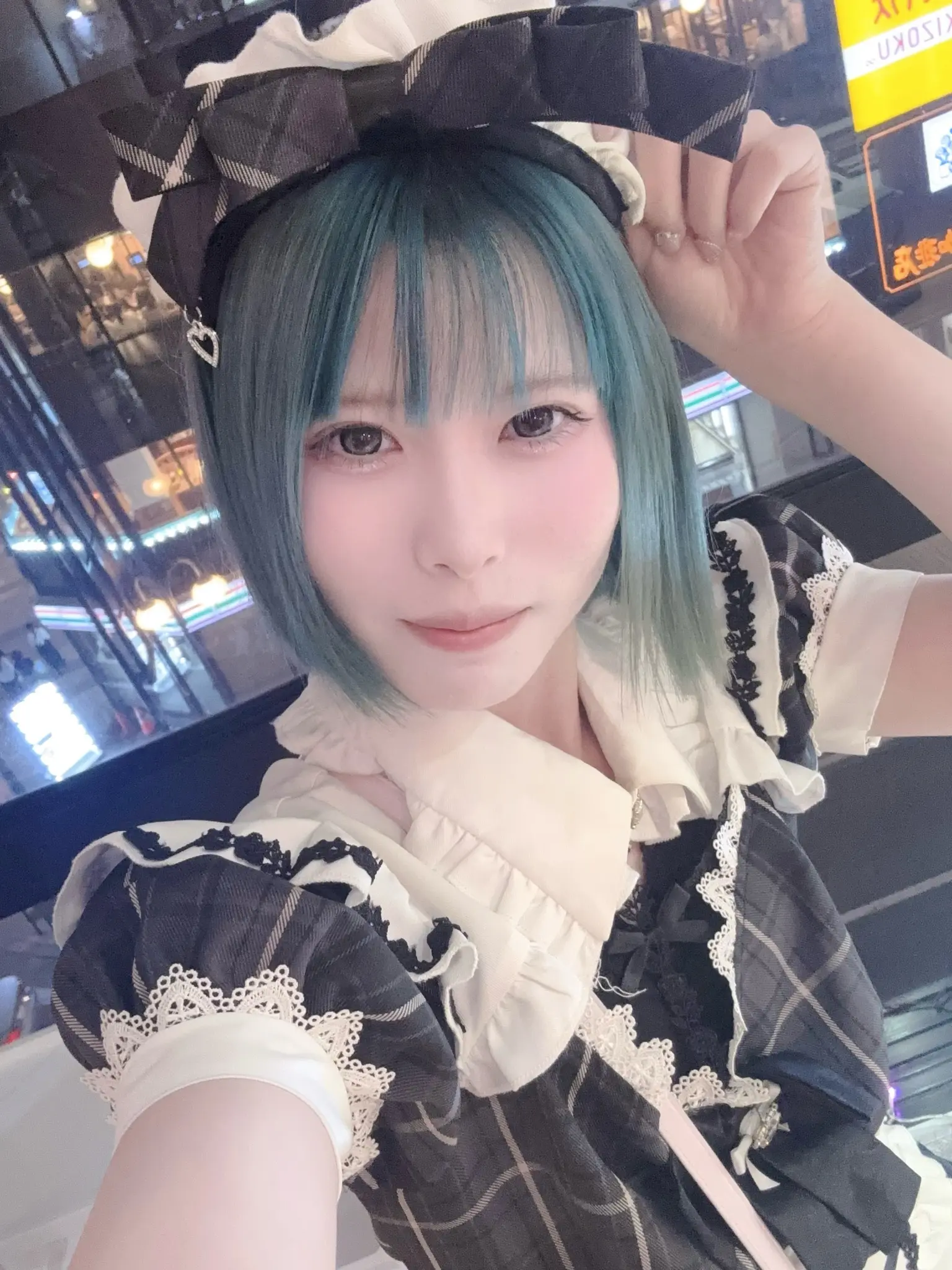 にゃる