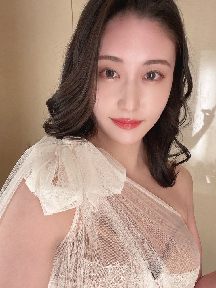 泉 りさ