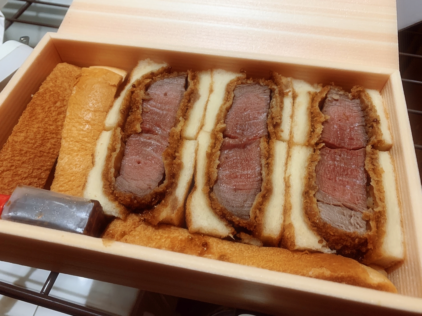 荒木 ナツミ