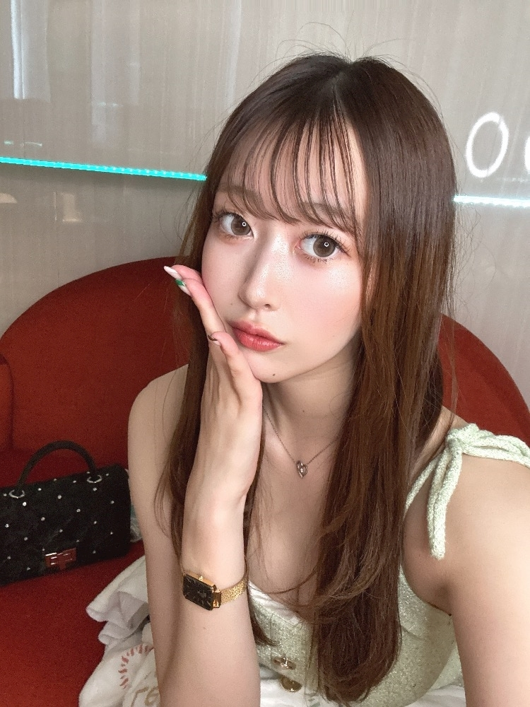 乙川 ゆあ