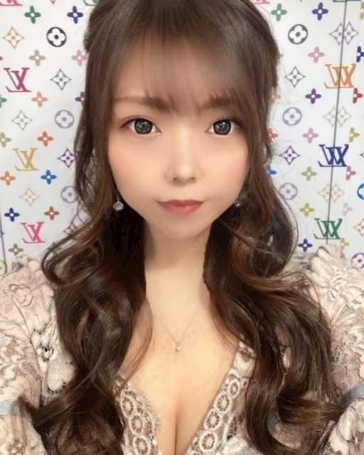 夏樹 あや