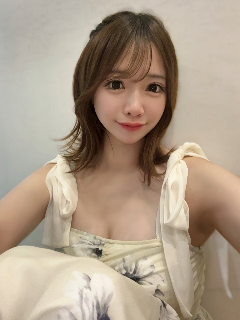 葉月 りほ
