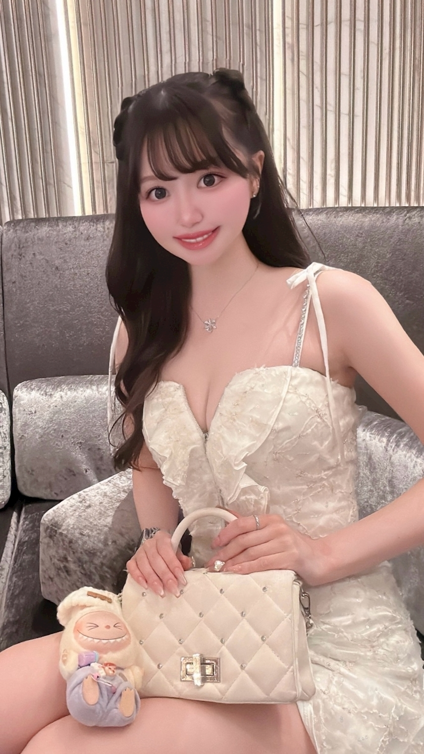にいな