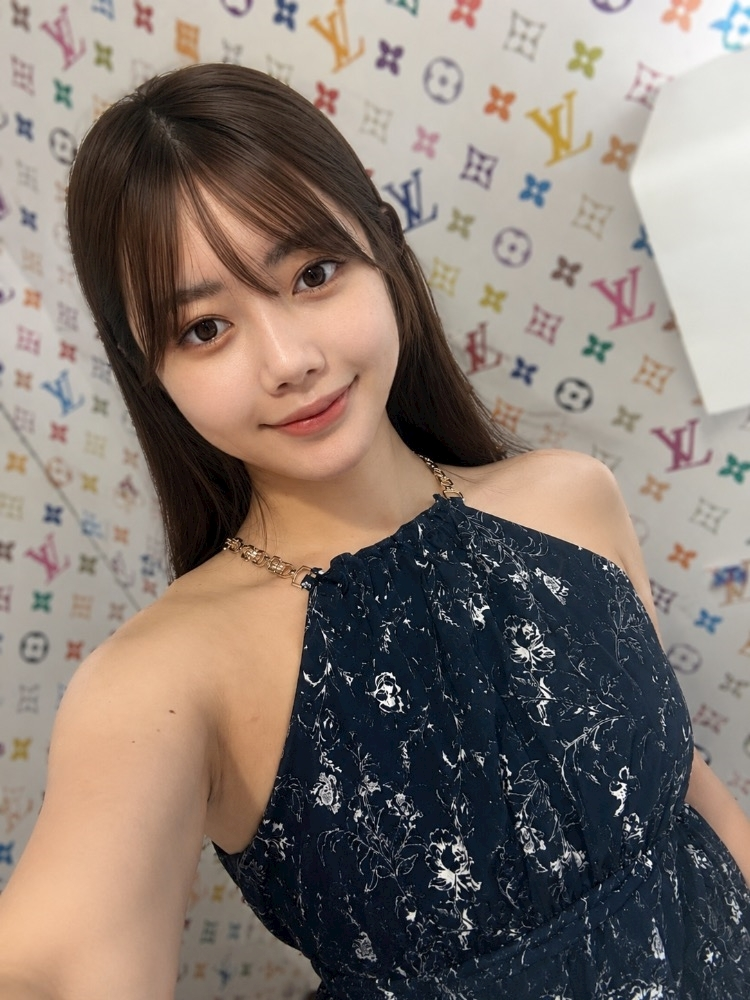 妃 えりな