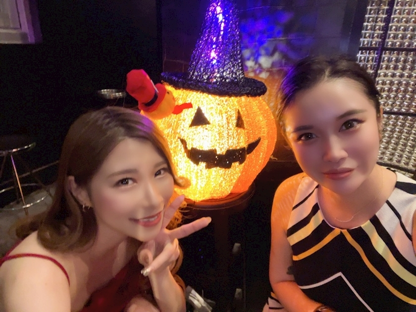 愛羽 仁美