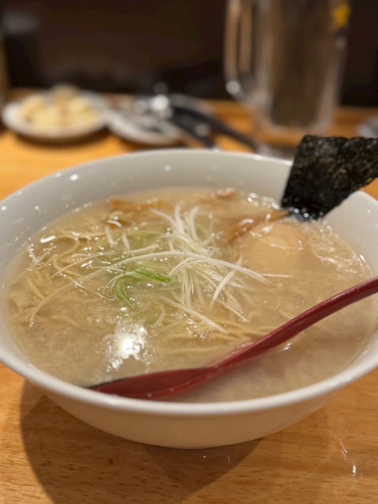 美月 ひな