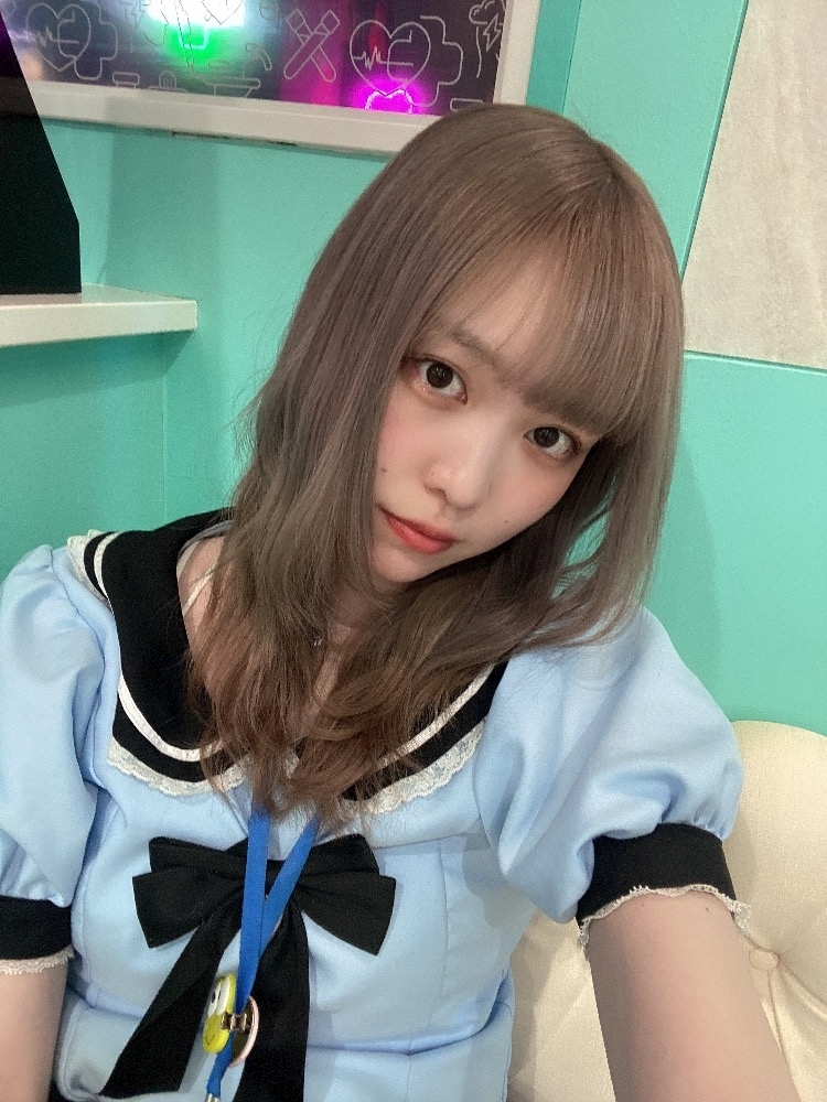 にこ