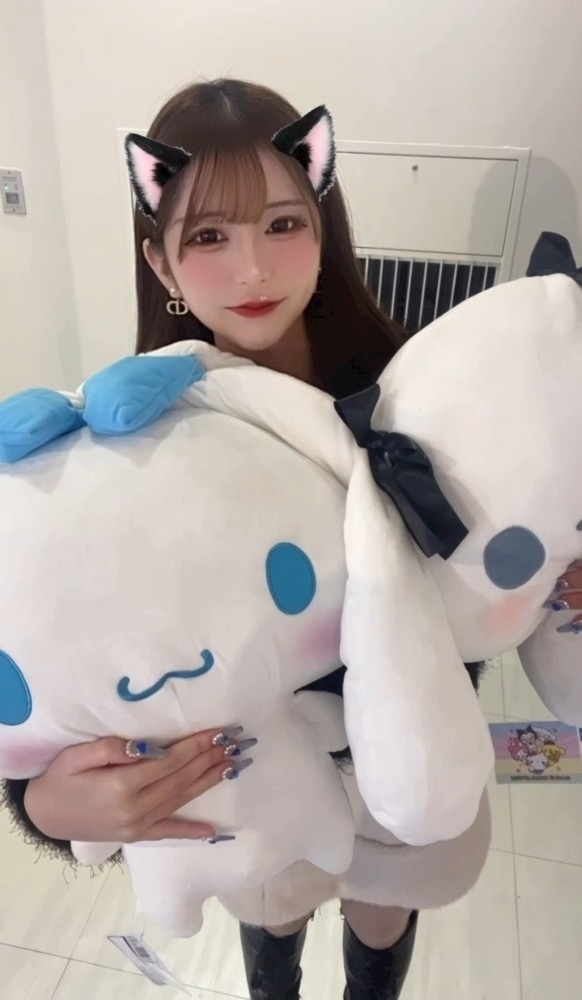 姫崎 りな