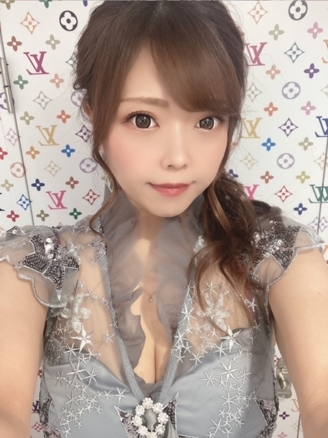 夏樹 あや