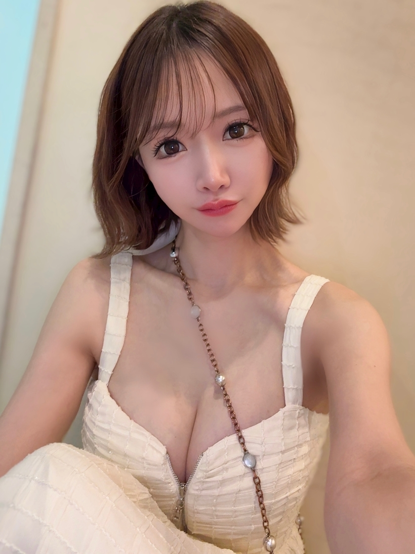 葉月 りほ
