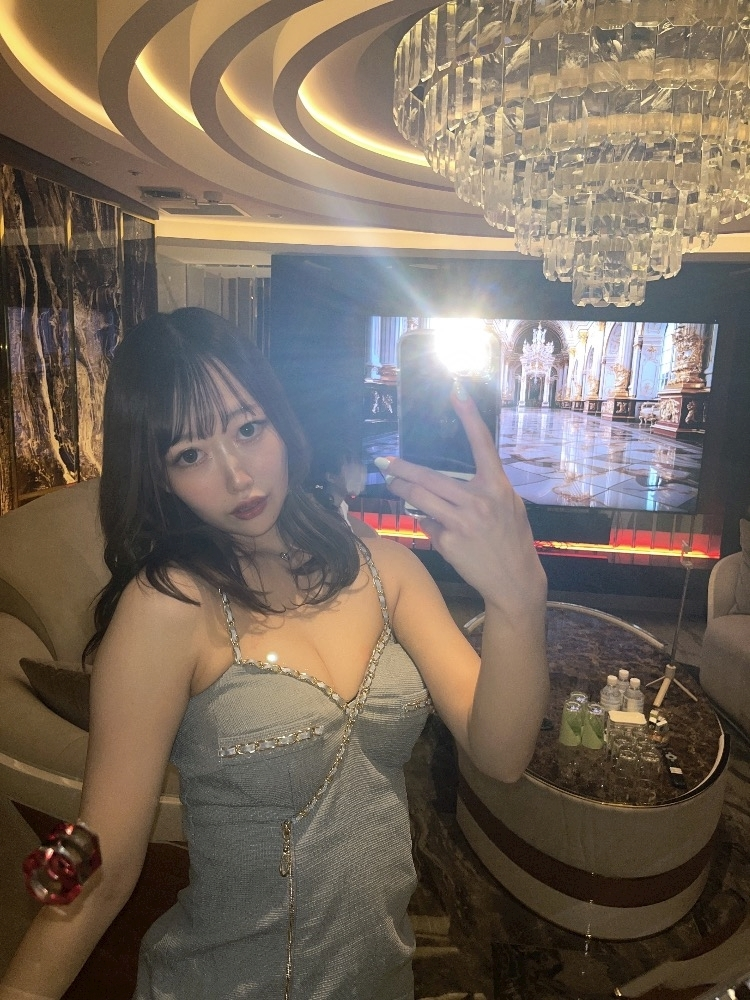 乙川 ゆあ