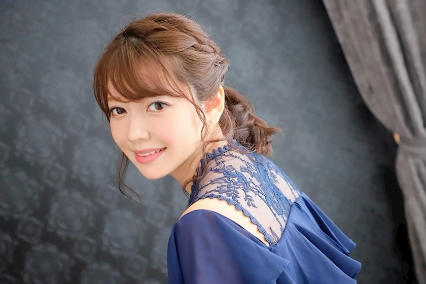 妃 えりな