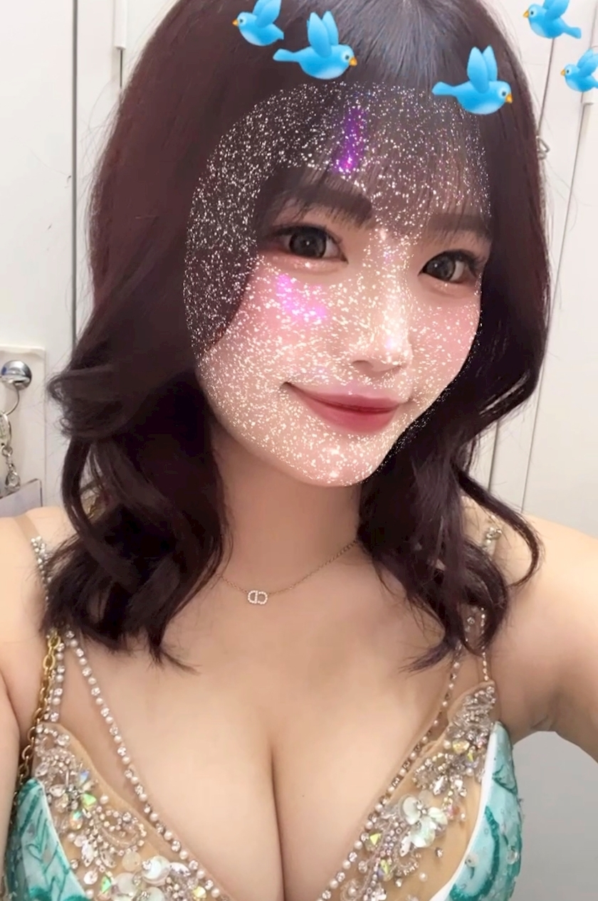 葉月 ひろみ